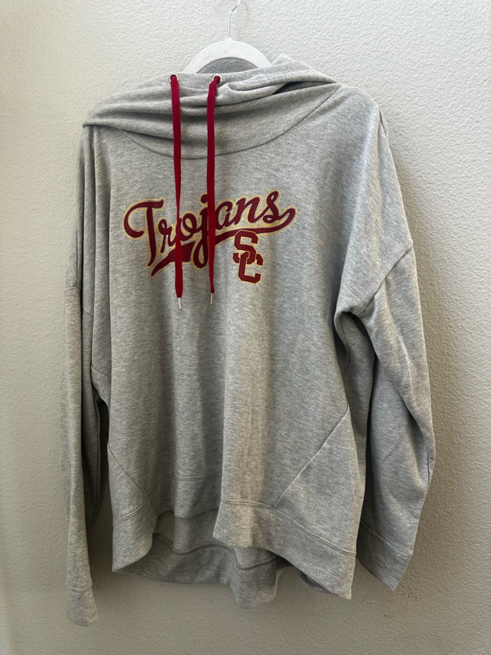 TROJANS USC Gray Trojans graphic pull over Hoodie red stitching womens XL